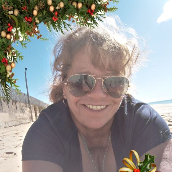 Meet your Posher, Linda - Picture 1 of 1